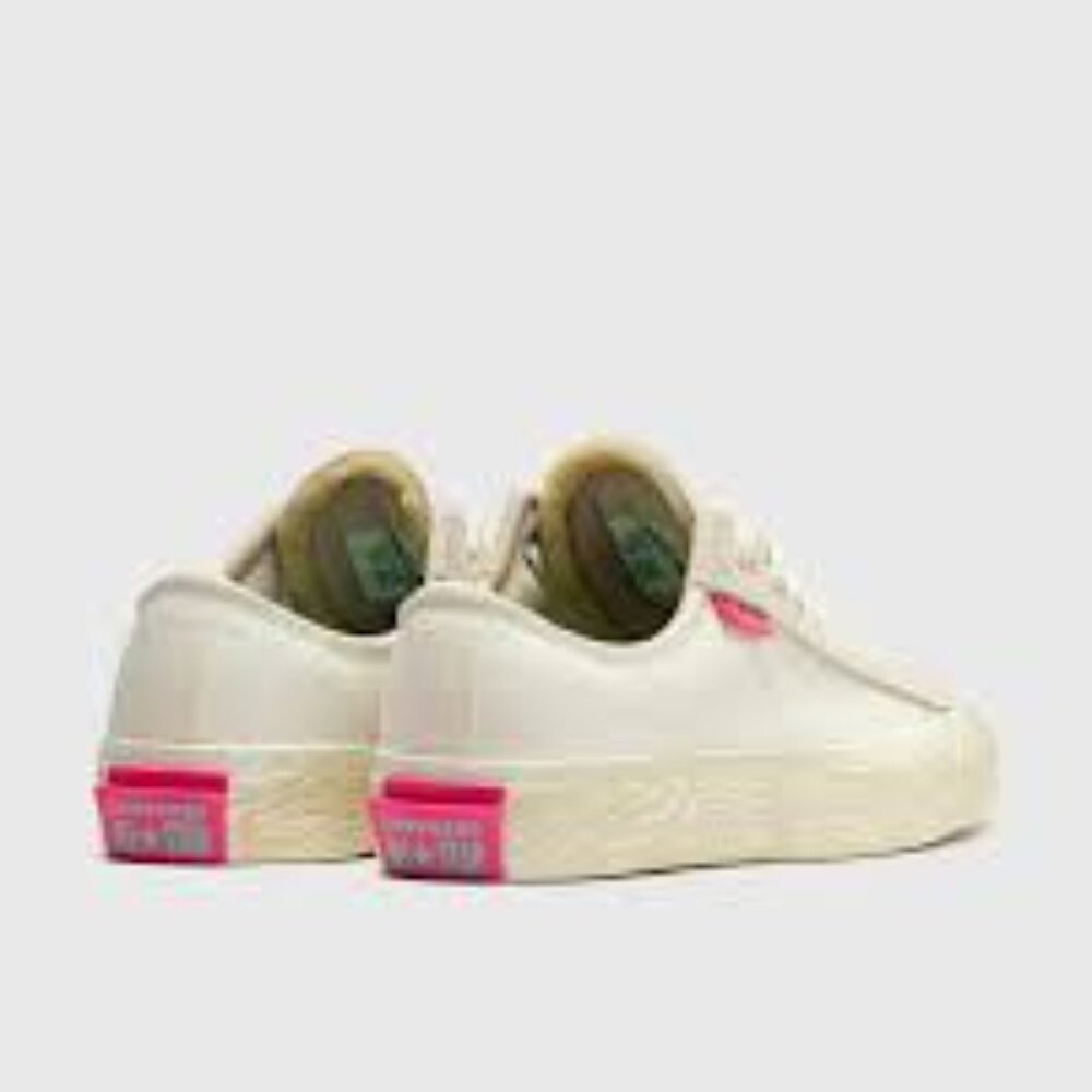 Converse Low-Top Sneakers in Cream with Pink Accents